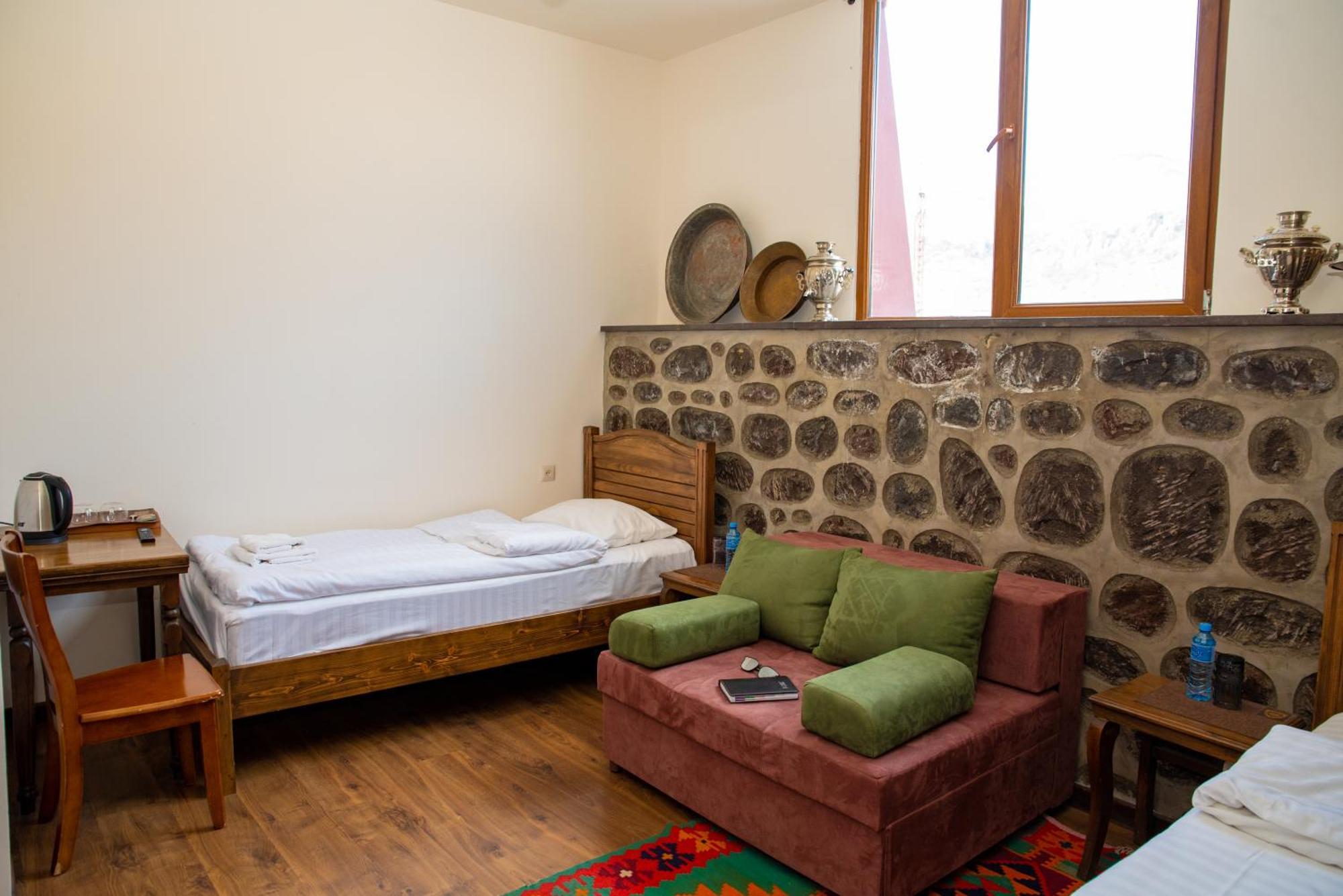 Khoreayi Dzor Goris Eksteriør bilde